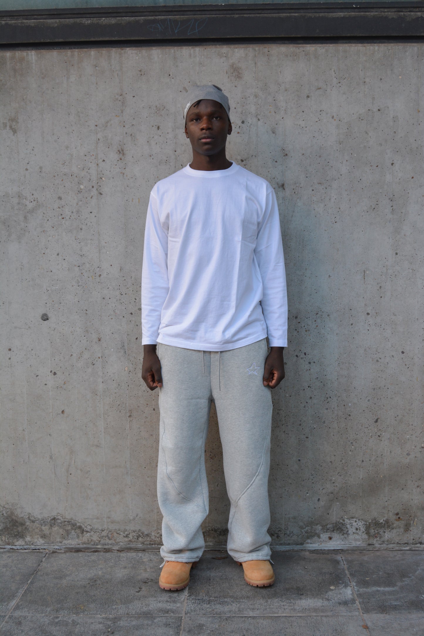 RUNNA SWEATS - HEATHER GREY